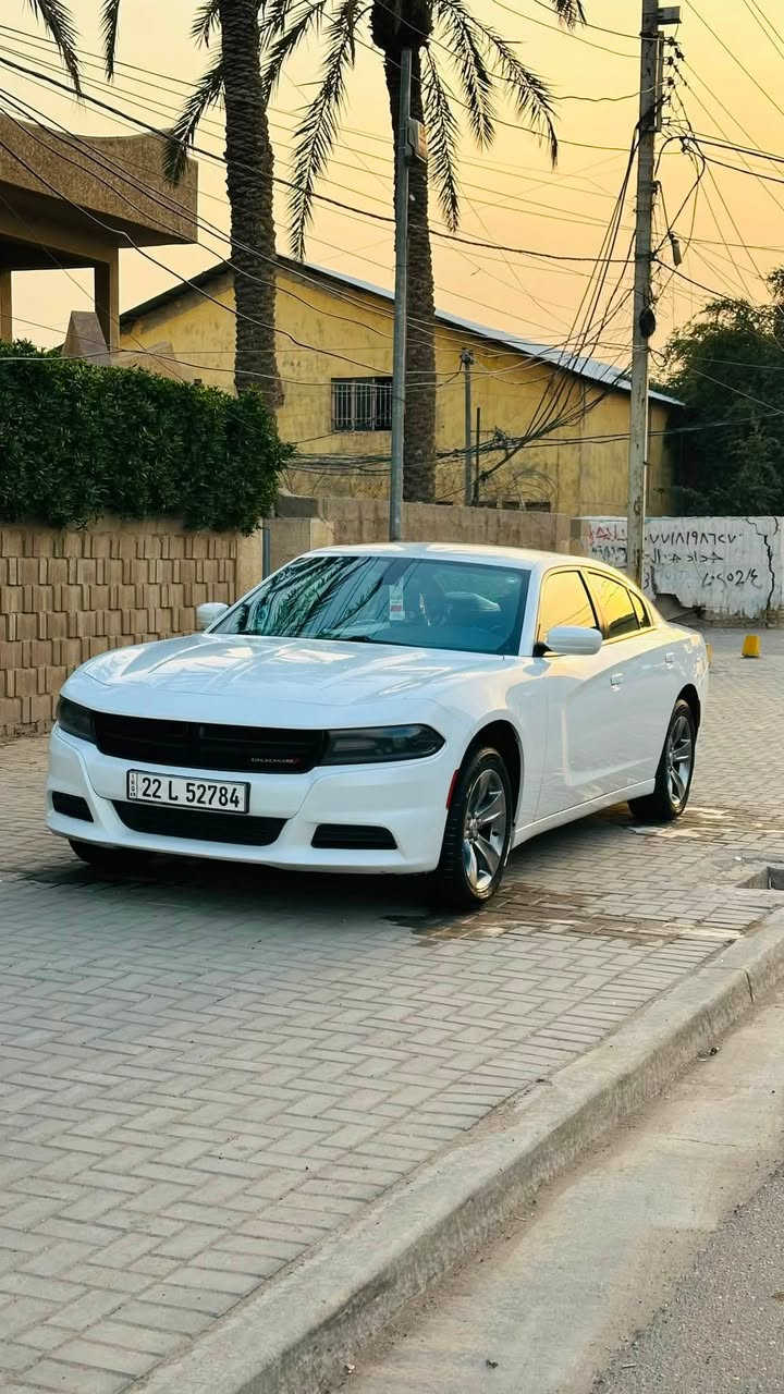السلام عليكم جارجر  للبيع كفاله من الصبغ والفتح كنديه موديل 2019 عداد 260 ماشيه 102mi بسمي سنويه وهزه جديد 
*********** السعر 232 وبيه مجال جاهزه
