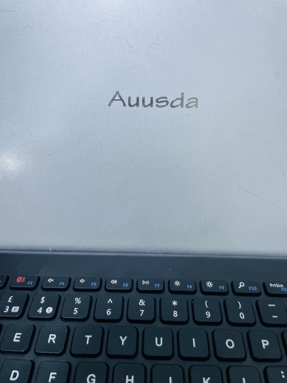 سلام عليكم شباب حاسبه Auusda سلم ذكره ٥١٢تفاصيل اكثر خاص يجي وياها ماوس كيمنك وكيبورد خارجي سعر٢٠٠ وماكو بهيج سعر ابد


**إذا كنت صاحب هذا الإعلان وتريد حذفه لأي سبب، رجاءا أرسل رسالة إلى الدعم الفني**