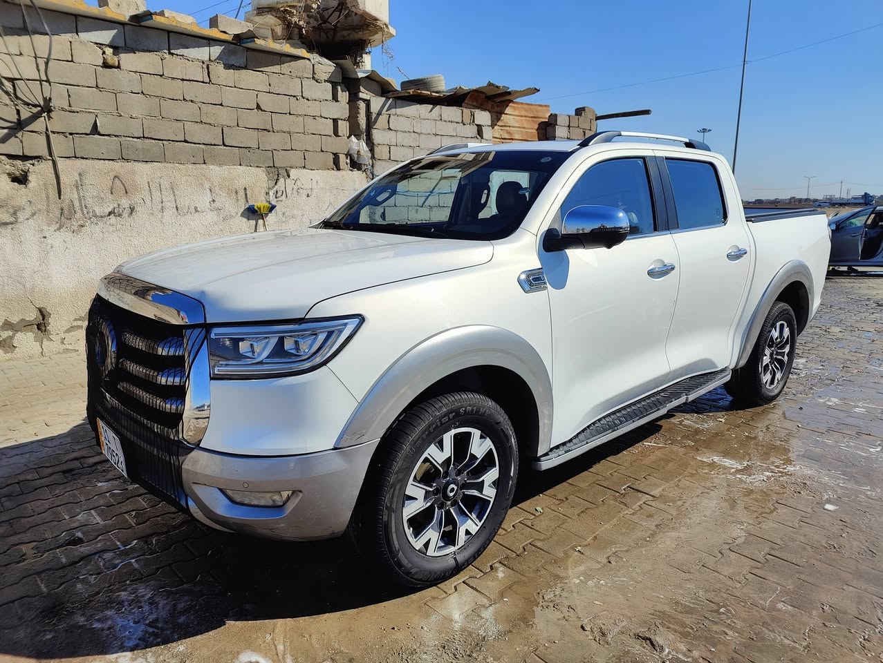 كريت ول باور  موديل 2023 كاز للبيع فول الفول ام الدرج .
المواصفات : 
- ٤ كامرات 
- رادارات ٣٦٠ مع نقاط عمياء 
- حساس امامي خلفي 
- فتحة سقف 
- نضام المحافظه على المسار مع مثبت سرعه تفاعلي 
- لايت زنون عالي ناصي و الخلفي ليد 
- مقاعد جلد و كهرباء للسائق و الراكب مع تدفئه للمقاعد و تدفئه للمقود 
- شاشه لمس و تدعم الابل كار بلي و الاندرويد اوتو 
- عدادات دجتل مع ٣ ثيمات للعدادات 
- دفع رباعي مستمر مع دف لوك و نضام النزول من المنحدرات و ٣ وضعيات قياده ( سبورت ايكو نورمال ) و دبل خفيف 
- محرك ٢٠٠٠ توربو و كير ٨ سرعات zf مع وجود شفتات للتبديل خلف المقود 
- اوتو بارك مع اوتو هولد 
- مانع تصادم امامي 
- تشغيل عن بعد 
- حالياً ماشيه السيارة 116 الف وقابله للزياده    
- منافذ طاقه و يو اس بي و فيش كهرباء 
- شاحن لاسلكي 
- سيارة جاهزة تخم تاير جديد باتري جديد
بيها فقط طخه بالشباب الامامي كلش بسيطه
مكانها البصرة 
***********
السعر ١٧٥
