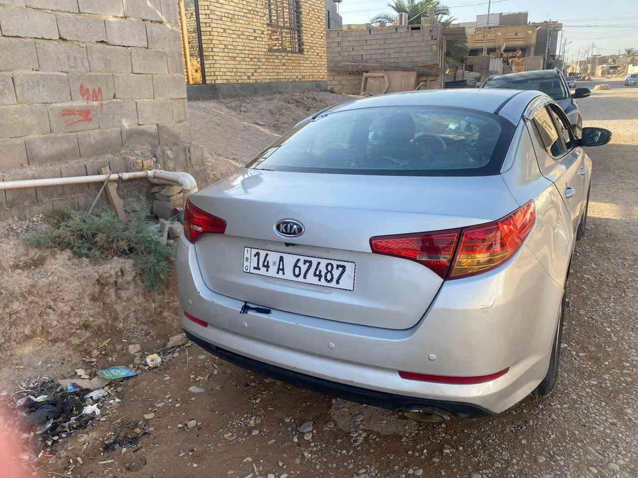كي فايف موديل ٢٠١١ مكينه وكير مكفولات شرط مصبوغه عام اثر جراد فقط بيهه ضربه بالدوسه عكس السايق  تبريد عاطل سنويه ل٢٩ السياره باسمي تحويل مباشر ثاني يوم ومواصفاتهه معروفهه بعد مكاني البصره القرنه السعر ٨٥ وبيهه مجال للاستفسار *********** فقط واتساب متواجد

