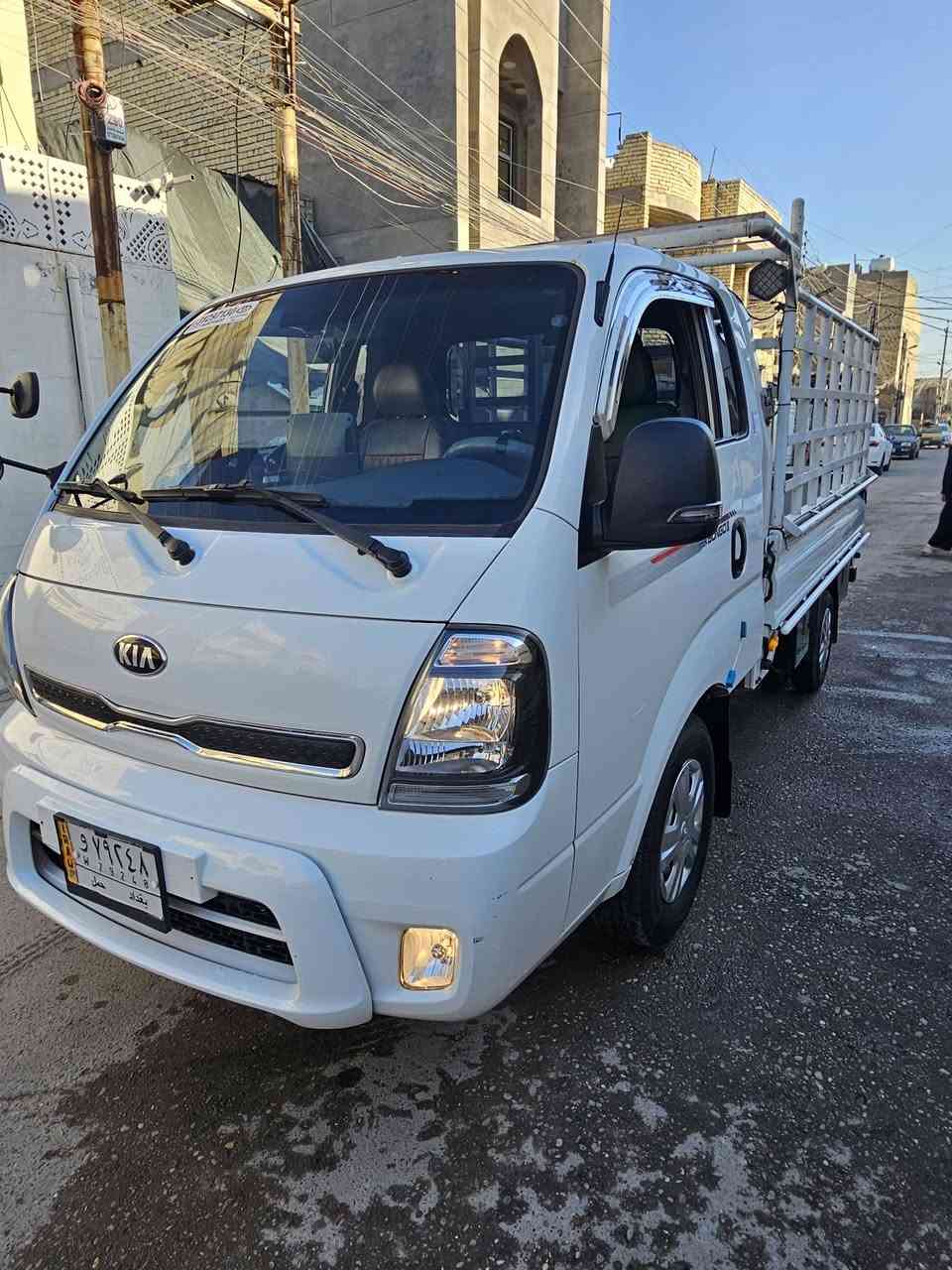 السلام عليكم كيه حمل للبيع مسكر اوتوماتيك محرك ٣٠٠٠بغداد زعفرانيه السياره مكفوله من الشخط كير ومكينه كفاله شرط ***********
