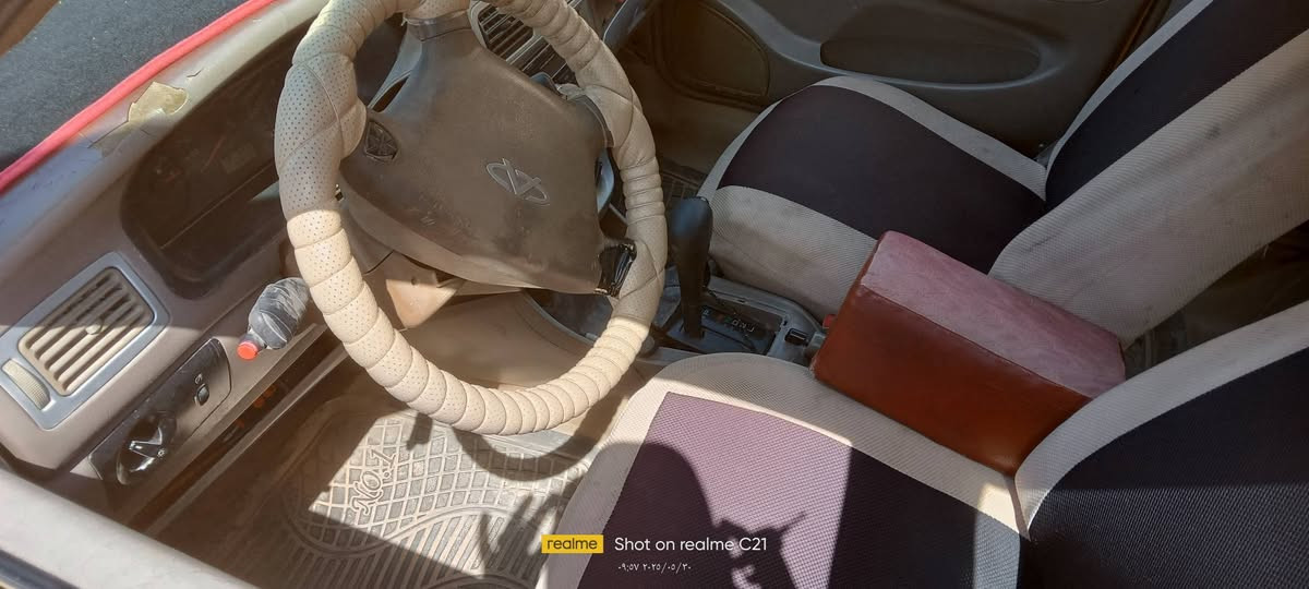 للبيع عليه غرامه 200 الف وهيه فوك ال 500 وصاحبه يدوروزقتين مال تحويل اووكاله ابيع مالي علاقه بكلشي سعرها15 وبيهامجال قليل ***********
