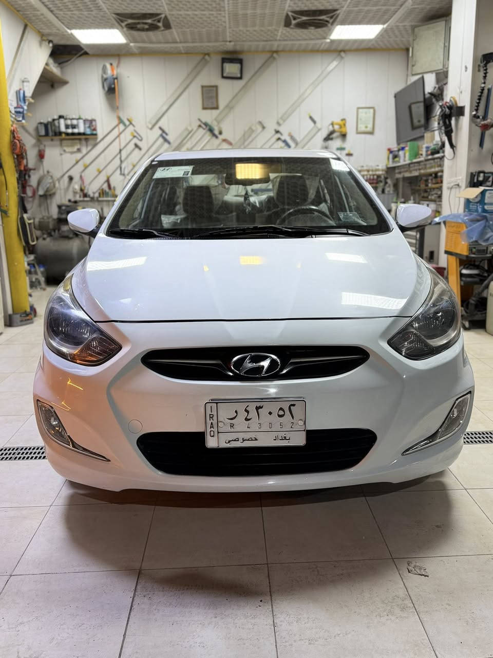 السلام عليكم اكسنت موديل 14 للبيع وارد خليجي
المحرك 1600 قطرتين المواصفات
تحكم ستيرن فتحه سلايت شاشه اندرويد كامره بلادي
اشاير بلمري تبريد ثلج تدفئه شغاله ويل كب 5 بلادي 
المحرك كير كفاله سياره حلوه وجديده مناقصها برغي كلشي شغال الله شاهد رقم بغداد مشروع وطني مكفوله من الضربه والتبديل بيها رشة صبغ قليله اثر بطش خباثه الباقي كفاله العنوان الكرخ هـ ***********
السعر 105
