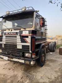 اسكانيه  البيع07859906483