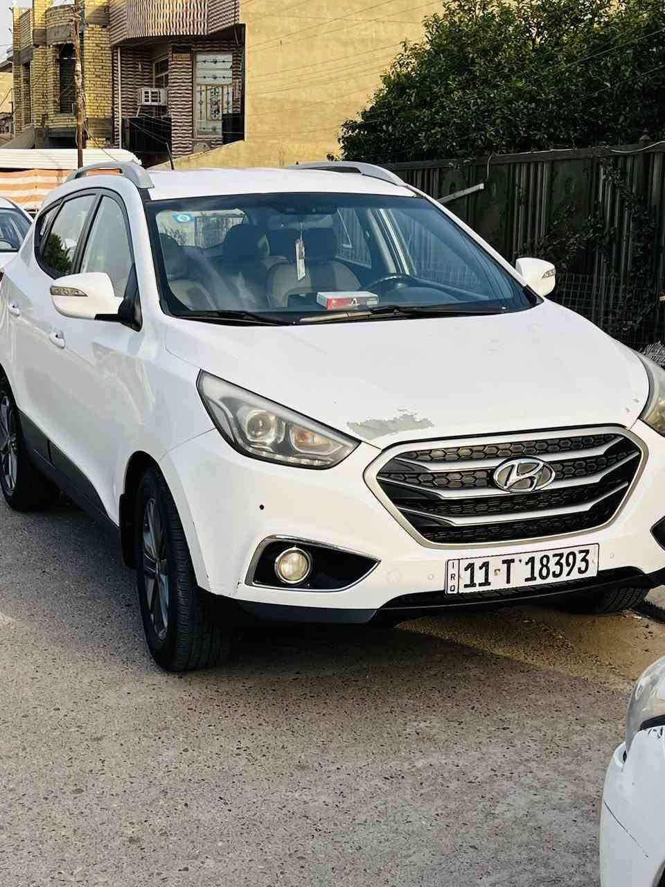 توسان موديل 2015 خليجي
ماشية 200

مكينة 2000

مواصفات عادية موضحة بالصور 

جاهزة ونظيفة

بيها بارد بالصندوق قليل جوه الرقم

وتقريبا شبر بارد باب السايق 

ارقام وهزه جديدة باسمنه 

السعر 152$ وبيها مجال 

مكان السياره محمودية

***********
