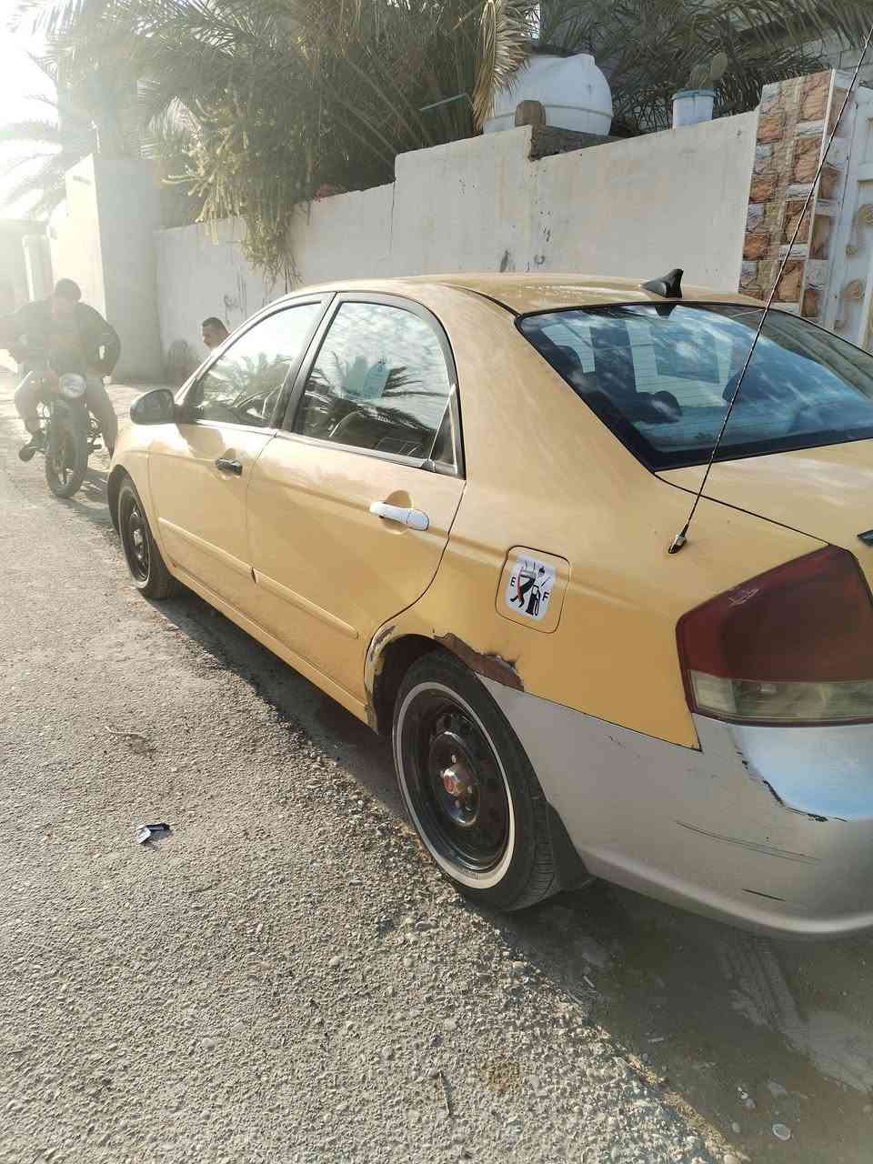 سلام عليكم كيااسبكتره موديل 2009مكينه كير خيرمن الله سياره خط جول ورقم بغداد تبريد تذفه شغل 
السياره عارضه 80 وبيه مجال ***********
