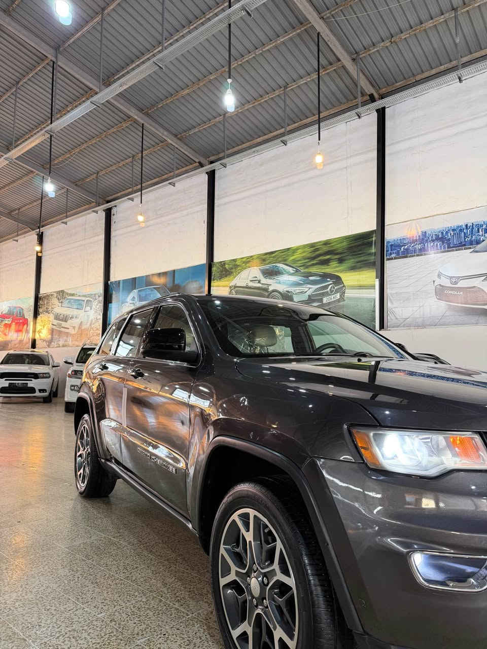 جيب لاريدؤ 2019 4+4 سعر بلاش 😱
سياره 3 قتحه سبخ بدون داخل بدون ارباك 
سياره كير محرك حداديه كله بشرت 
سياره رقم سنوي هزه كله جديده 
سياره حلووه جديده تحويل نفسل يوم
0750 082 95 31 
حندي واتساپ أربيل, العراق
