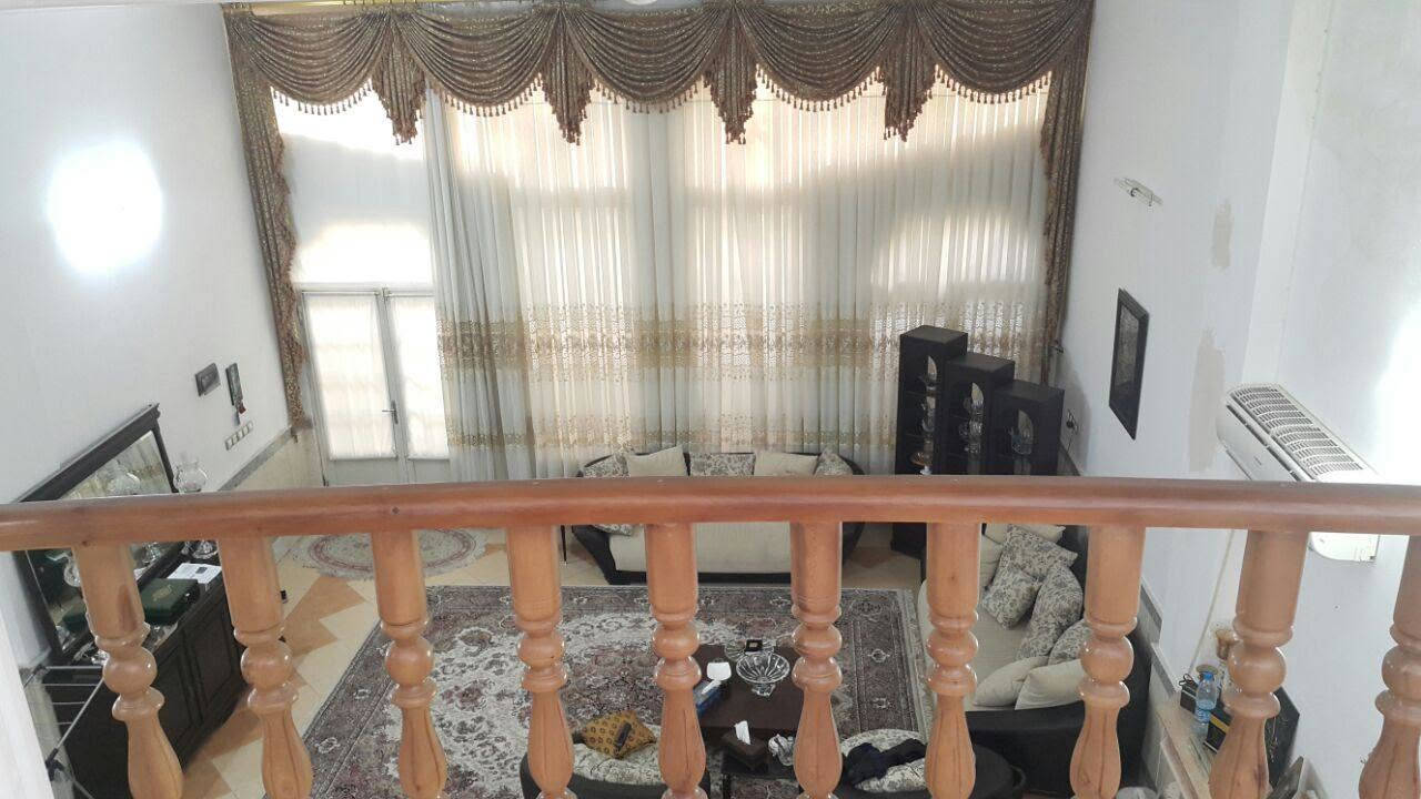 من ايران مدينة قم المقدسة للبيع او مراوس مع الدار في نجف
🏡 بيت للبيع - موقع مميز جداً
بيت للبيع في شارع الجمهورية، زقاق 36، فرع 4 📍
موقع راقي و قريب من كل الخدمات
✨ مواصفات البيت:
بيت بطابقين (كل طابق مستقل) – مناسب لعائلتين 👨‍👩‍👧‍👦
مجموعا  اربع غرف 
بيه حوش واسع + باب كهربائي 🚪
كراج (باركينگ) مسقوف 🚗
ينفع للسكن أو تحويله مدرسة / معهد / مؤسسة
📐 المساحة الارض : 154 متر
مساحة البناء:  284 متر
📄 سند طابو 6 دانگ (ملكية تامة)
⚡ الخدمات:
عدادين كهرباء
عدادين مي
غاز مفصول
🧱 البيت نظيف و مرتب، وتصميمه حلو
مناسب للسكن المباشر أو للتجديد والتطوير
💰 السعر: ( 220 میلیون دینار عراقی)
📞 للاستفسار والتواصل خاص :
***********   فقط عل واتس اب 
***********
00989024024222
