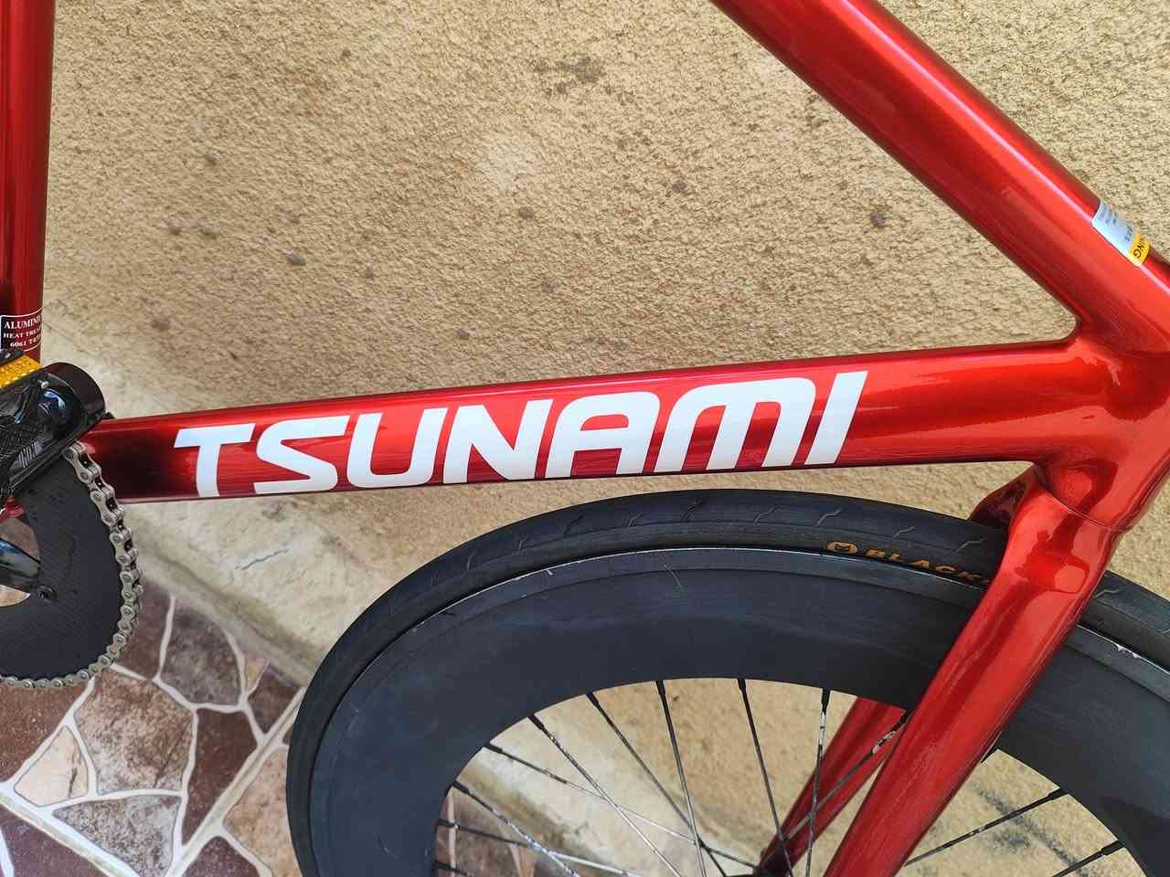 🚴‍♂️للبيع بايسكل فكسد تسونامي SNM100 🚴‍♂️

• اللون: أحمر مميز وجذاب ❤️
• الحجم: M
• عدد الأسنان: أمامي 60 / خلفي 16
• الذراع: ماركة Skeas
• الويلات: ألمنيوم شكل مميز وخفيف
• السرج: كاربون
• الرقبة: كاربون
• الستيرن: كاربون
• التايرات: Black Cat + Schwalbe

البايسكل مرتب وشكله رياضي وحلو للمشاوير والسرعات 🔥

💰 السعر: 475 ألف
📍 الموقع: بغداد - حي الجهاد

للمهتم مراسلة خاص 📩


**إذا كنت صاحب هذا الإعلان وتريد حذفه لأي سبب، رجاءا أرسل رسالة إلى الدعم الفني**