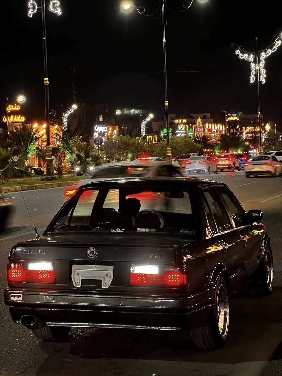 السلام عليكم  سياره كفاله مصبوغه صبغ درجه اوله اثر جراد  لاخياس ولا معجون سياره جاهزه  رقم بغداد مداور ثاني يوم تخم تاير برجستون مكاني حله مركز مدينه سعر ٥٢ بيها مجال  شراي تصل وني خادم ***********
