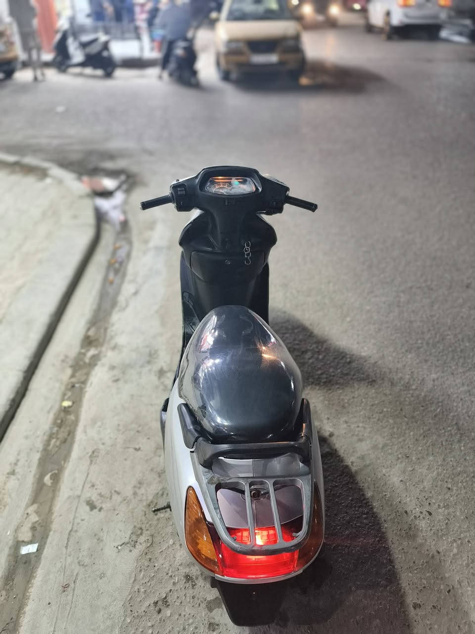 سبيسي للبيع 650
هاتف ***********
