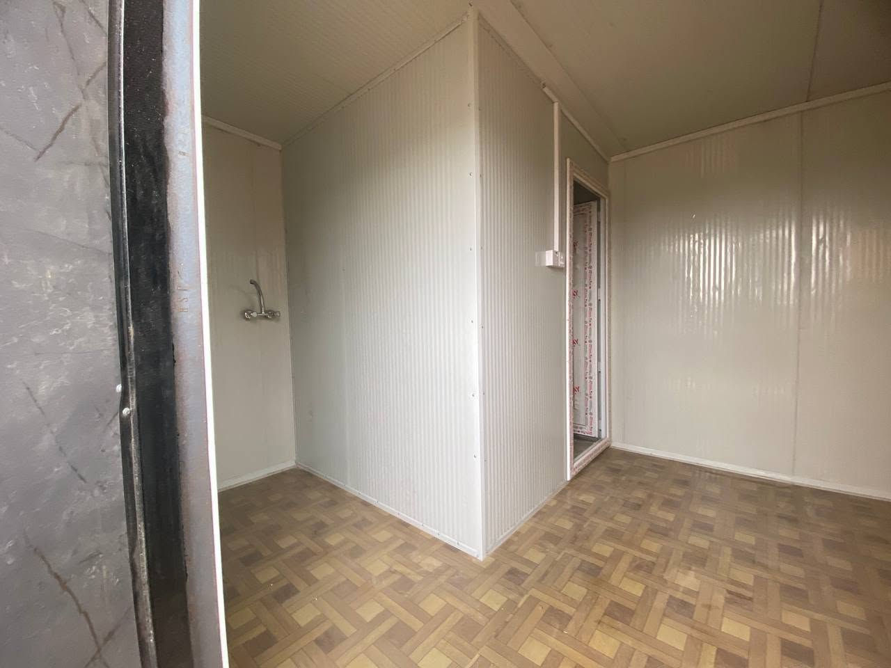 كرفانات جديدة قياس3×6سعر مليون و850
باب وشباك تركي والصحيات🛁 نصنع جميع القياسات
وعمال الموقعي و ضد الحريق  ومعمل PVC للابواب 🚪والشبابيك 🪟العنوان بغداد باب الشيخ
اتصل على الرقم: ***********
