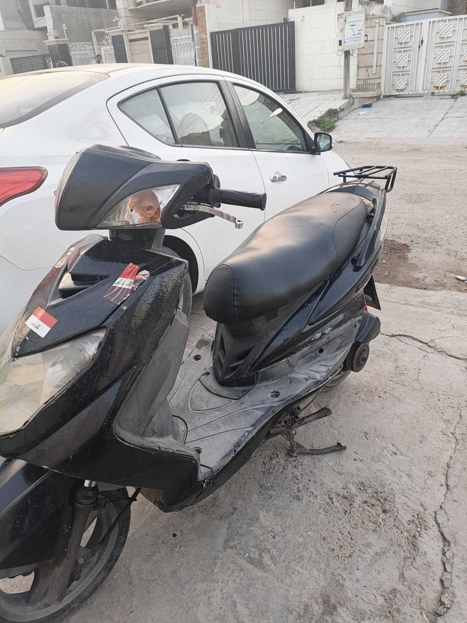 سلام عليكم درجه البيع دراجه شغاله سلف نقصها بس هدر دراجه والله نضيفه و شغاله كهربائيات كلها شغاله ليريدها يجيني خاص مكاني حي الجامعه رقم تليفوني *********** تم شرائه سعرها خاص
