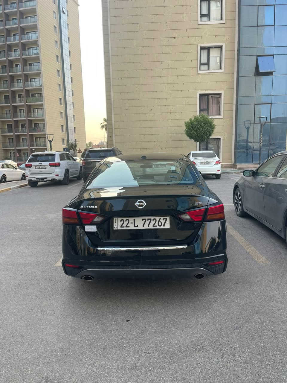 سلام عليكم . ALTIMA 2021
فول مواصفات SR عدا الفتحه 
تحكمات ستيرن شاشه كبيره كشنات كهرباء 
كشنات جلد لايت LED محرك 2500 تنفس طبيعي المرغوب تبريد تدفئه شغالات 
رقم اربيل تحويل مباشر 
ضرر السياره قطعتين جاملغ امامي ايمن وجاملغ خلفي ايمن بدون دواخل 
مكان السياره صلاح الدين الضلوعيه 
للاتصال *********** 
السعر 145 وبيها مجال
