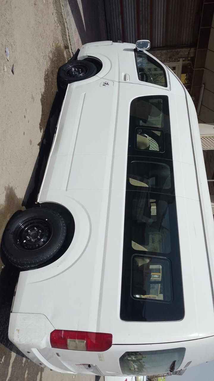 فتون عاليه للبيع موديل ٢٠١٥ مكينه مال حاويه صار شهرين من بدلته كير مكفول مكان السياره  مدينه الصدر الشماعيه سياره مو باسمي راعيه أبو السنويه يريد تحويل مكانه بالبياع سعره ٨٥ ورقه وبين مجال ***********
