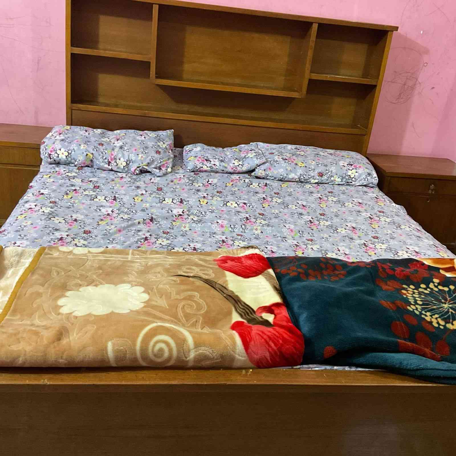 غرفة نوم صاج داخل وخارج  للبيع بسعر ٤٠٠ المكان بغداد الكريعات


**إذا كنت صاحب هذا الإعلان وتريد حذفه لأي سبب، رجاءا أرسل رسالة إلى الدعم الفني**