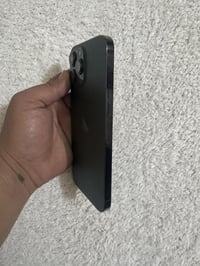 ١٣برو ماكس مامفتوح بطاريه ٨٤  ذاكره ٢٥٦  السعر٧٠٠  ٠٧٧١٠٣٤٤٠٧٣  بغداد