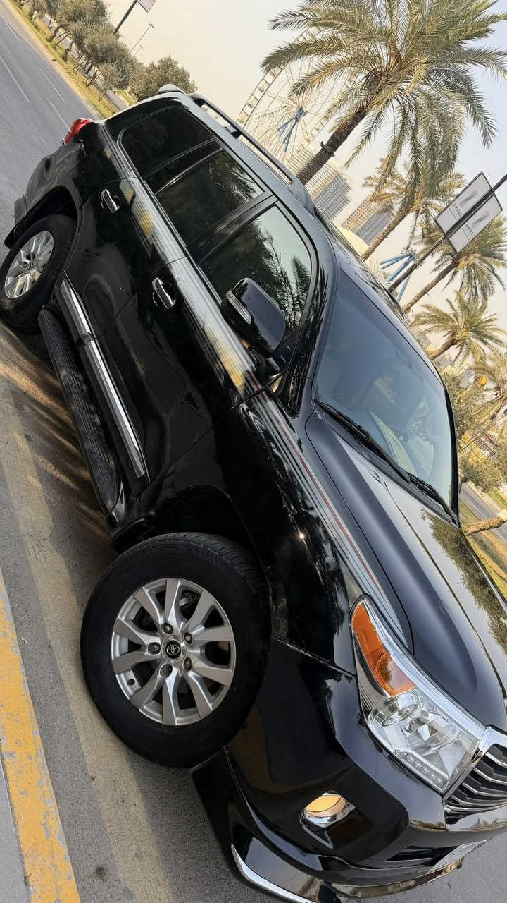 سلام عليكم  للبيع لاندكروز ٢٠١٢ بريم فول موصفات
رقم بغداد السيارة ناضيفة و مابيه نقوصات 
السعر ٢٦ و بي مجال  مكاني بغداد 
***********
