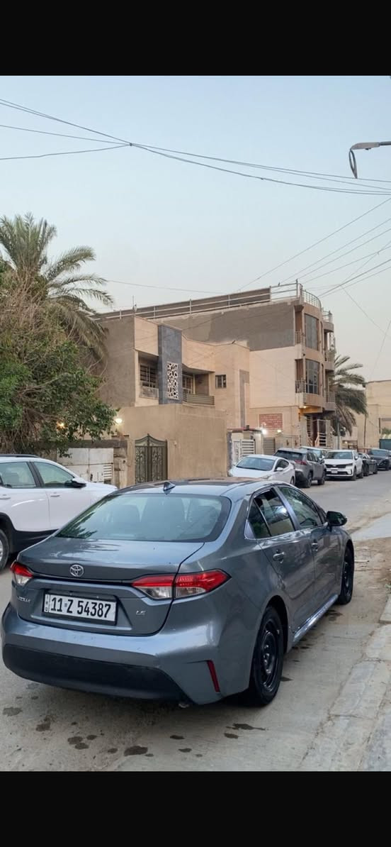 السلام عليكم من رخصت الادمن 
كورلا 2024 فئة LE  محرك 2.0 السياره عميه بدون مواصفات سياره حلوه ونصبه حلوه ماشيه 15 الف ضربته من كدام ما واصله للمحرك ابد  وعندي هاي ضربه بالجاملغ الخلفي موجود بالصور هاي جديده وضربه خفيفه سياره كلش حلوه طسته ناعمه مع  تبديل او ادامه بسيطه للسياره، (تخم تاير دهن دسكات ادامه كامله ) رقم بغداد جديد وسنويه باسمي 
السعر 170 وبيه مجال 
مكاني بغداد حي القاهره 

***********
