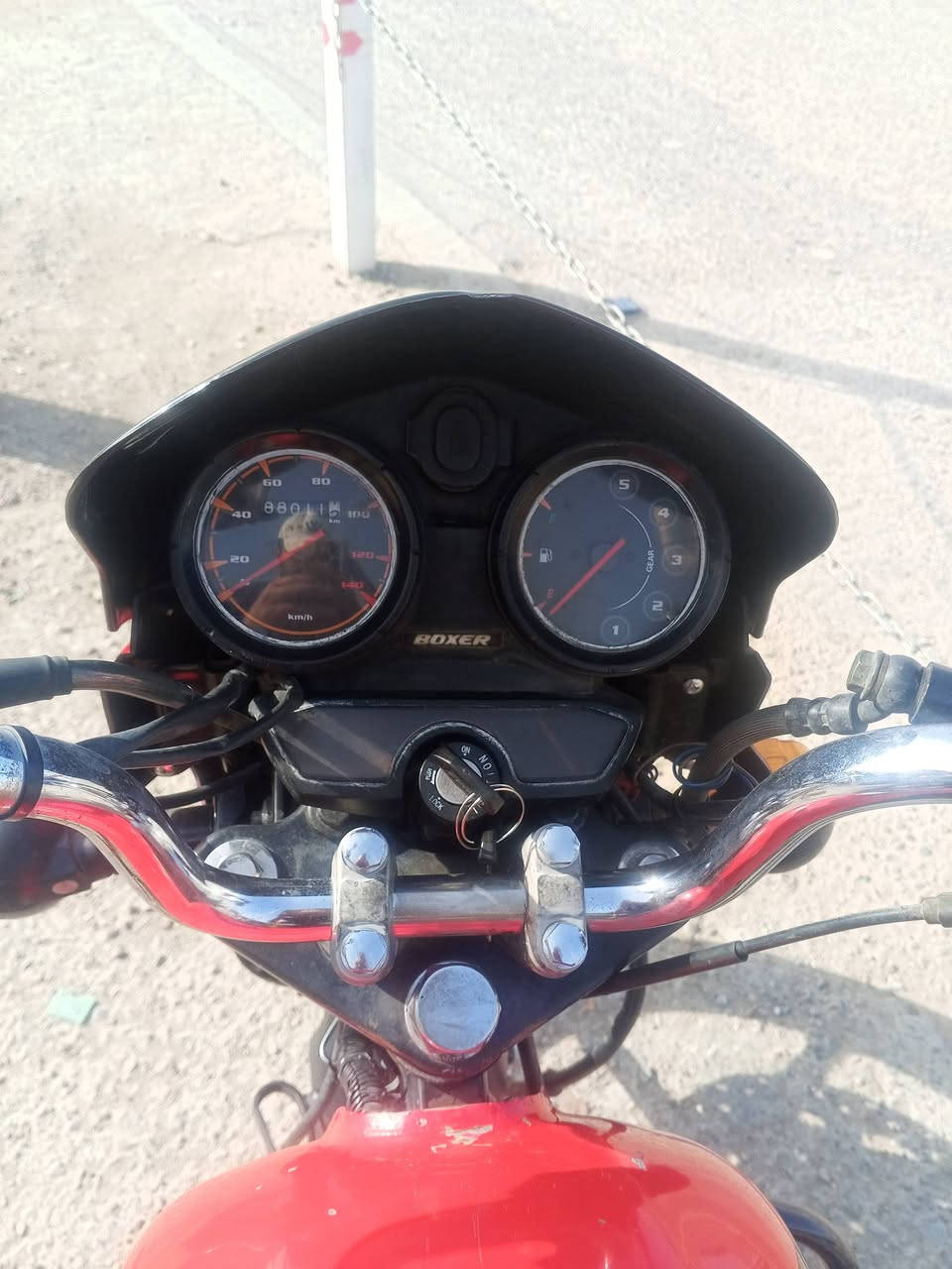 بوكسر جبلي موديل ٢١
اوراقها كامله مابيها اي نقص كبل لشغل 
سعرها مليون وبيها مجال
مكان بغداد الزعفرانيه
 ***********
