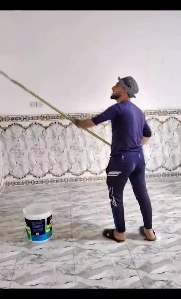 سلام عليكم اخوان شغل صبغ داخل وخارج كله نفس السعر ونشتغل داخل حديثة وخارج حديثة الستفسار على هاذه الرقم ***********
