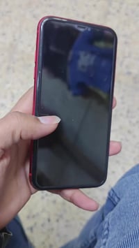 ايفون ١١ • ٦٤ • بطاريه ٨٠