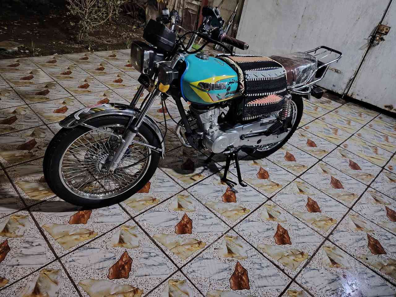 السلام عليكم تايكر موديل 23  أوراق  كامله دراجه ؟  للبيع السعر 575 وبيه مجال مكاني بابل سده لهنديه ر ***********
