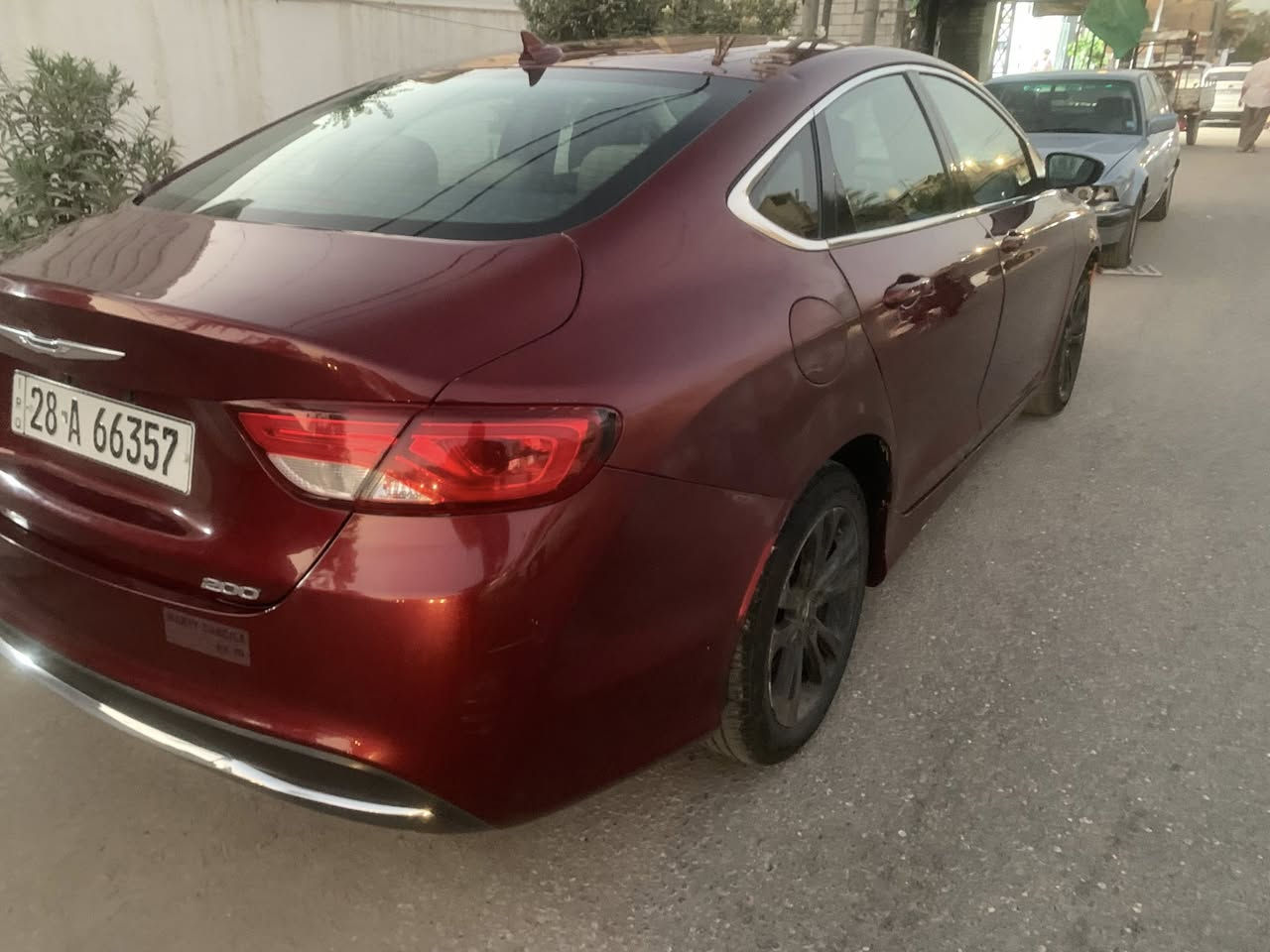 كرايزلر c200 موديل 2017
مكينه 2400 رقم نجف انگليزي بأسمي داخل بيجي جلد شاشه كبيره ماشيه 170 الف كيلومتر
حادث جاملغ خلفي ونص باب
بيهه طخات بارد وصبغه ربع جاملغ ايسر امامي 
مكينه مفتوحه
گير تبريد حداديه 100‎%‎
مابيهه اي نقص متصرف عليهه الف دينار
المكان نجف
السعر 110 ورقه
للاتصال ***********
