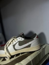 نايك • قياس 40 ونص • طول 25 ونص سم