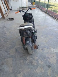 اسلام عليكم ماكس عدله للبيع الدراجه تشتغل امشي بيها مسافه تطفه ماعرف ش...