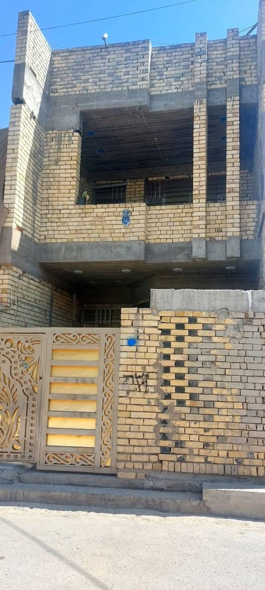 دار للبيع ١٠٠ متر زعفرانيه
زراعي كاع حجي جعفر 
سند ٢٥ 
زعفرانيه ٤ شوارع 
خلف ازياء عبود
بناء ٢٠٢٤ فرع كامل لخدمات 
بناء رفت صب كونكريت كل لبيت 
كهرباء تئسيس بوري رتفاع لبيت ٣٣
يتكون ستقبال صاله مطبخ منور وكراج وبلكونه كبيره و٣ غرف نوم
***********
