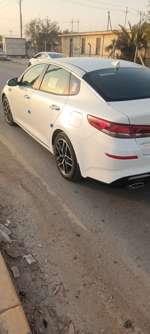 كيا أوبتيما موديل 19 ..
محرك 2400 فول بصمه مكفوله كفاله عامه ..

رقم مثنى عنوان السماوه  ..

ماشيه 116 سبير مانازل سياره جديده

 ***********
