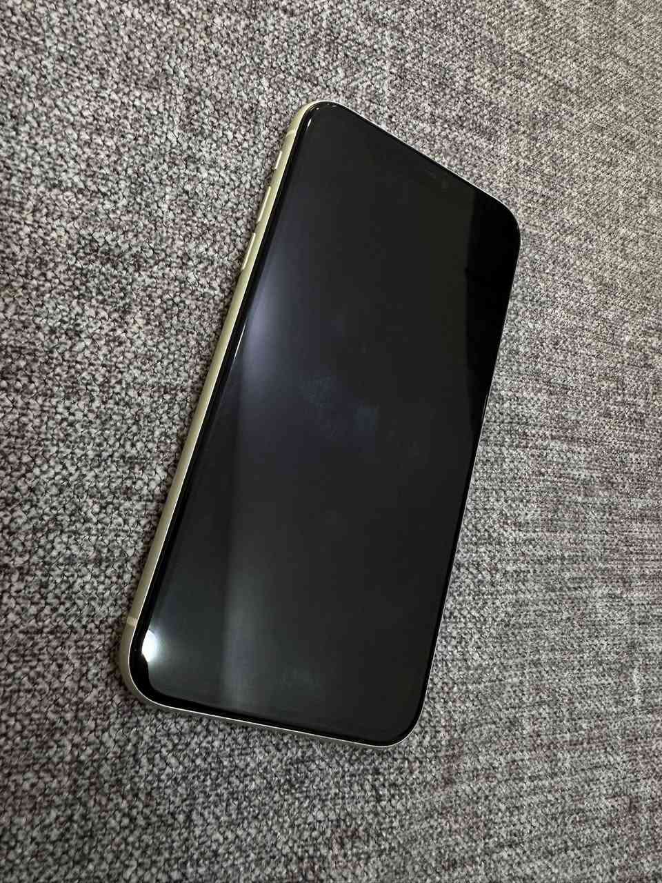 ايفون 11 للبيع نظيف اي عيب مابي ذاكرة 128
بطارية🔋 55% السعر ١٧٥ وبي مجال بسيط انشاالله


**إذا كنت صاحب هذا الإعلان وتريد حذفه لأي سبب، رجاءا أرسل رسالة إلى الدعم الفني**