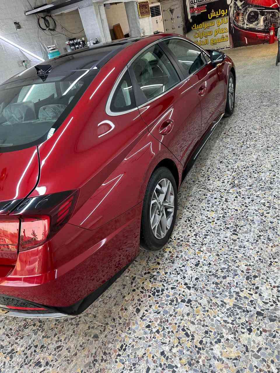 هيونداي سوناتا ٢٠٢٣ 
فول مواصفات للاخير 
حادثها موضح بالصور خفيف بدون دواخل 
بصمة تشغيل عن بعد 
كراسي كهرباء 
تدفئة بالكراسي 
بانوراما
لايت زينون وبك لايت LED
رادار امامي وجانبي 
وبعد هوايه مواصفات 
رايدهه ١٩٠ ورقه وبيها مجال بسيط 
للاستفسار ***********
مكاني بغداد بغداد, العراق
