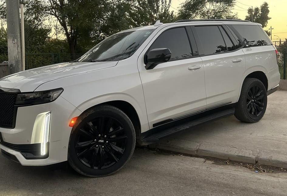 السلام عليكم.
 الفخامة / كاديلاك اسكاليد 2021گاز 
وارد كندى كفالة عامة كلين حتى دعاميات بشرط 
The New Cadillac Escalade 600 2022 Sport - Black Edition
كيلومترات: 62 mile
عدد الاسطوانات: 8 سلندرات
حجم المحرك: 6.2 لتر
قوة حصان: 420HP
فتحة سقف: پانوراما 
نوع المقاعد:  تدفئة - تبريد - مساج
أكياس هوائية: 12
الشاشة: 4
نظام الصوتAKG 36 Speaker
HUD
المستشعرات: مساعد أمامي وخلفي ونقطة عمياء
الكاميرا: 360 درجة
حجم الإطارات: 22
المكان دهوك
للمعرفة السعر اكتب في تعليق رقم 2 
ليس في الكروب ع صفحة 
للاستفسار واتس اب  
***********

0771 612 1872
