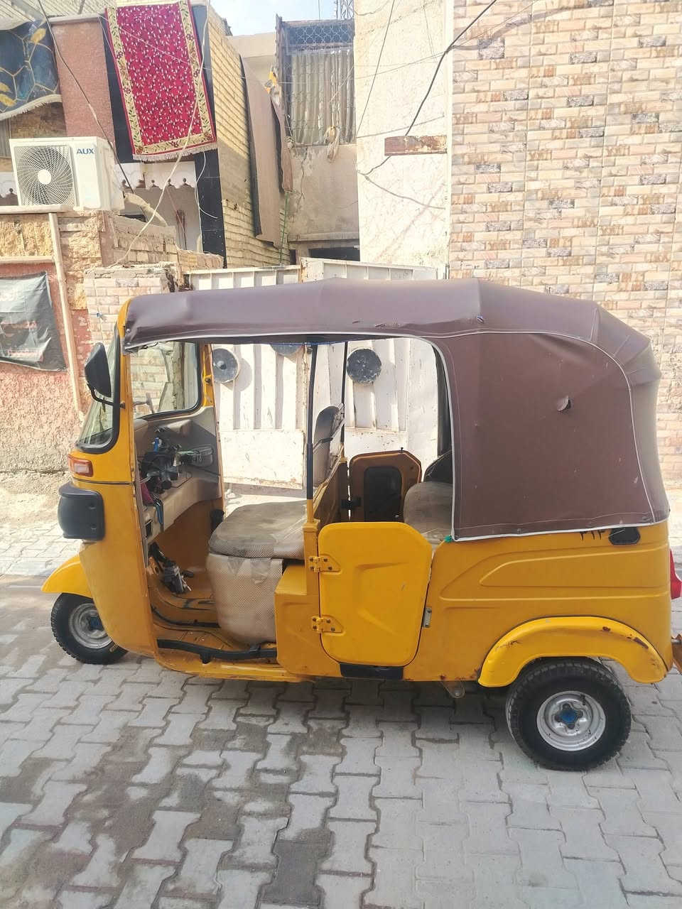 تكتك موديل 2021للبيع رقم و سنويه تكتك بيه نضوح وبيه ضربه بل بكلايت مرجع بارد وبل بكلايت الأخ مرجع حار وبيه شبر بل لغد مرجع بارد تكتك كبل لشارع  السعر 7ونص وبيه مجال ورزق عله الله رقم ***********بي بس واتساب
