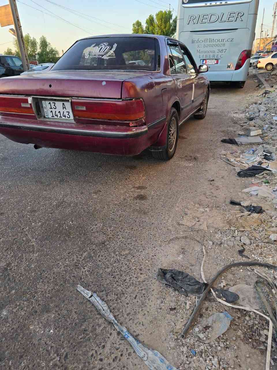 السلام عليكم سياره كروسيدا موديل1991 رقمها الدوادي الجديد السنويه لل 2030 شرط التحويل حداديه جاهزه تخون تاير مكينه وقير ون جي دخان السياره البصره ابو الخصيب سعرها 25 وبيها مجال حق الجيه والسياره مقفوله من القص والنقل جثه رقم تليفوني ***********
