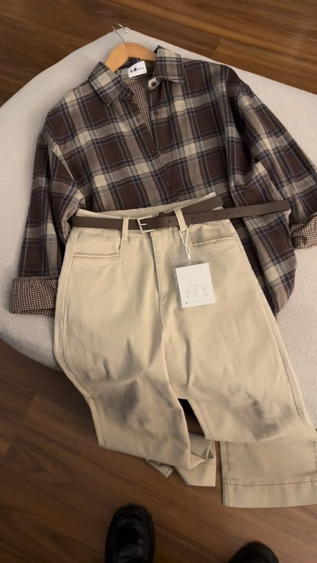 تكرار لكثره الطلب عليه❤️
سعر القميص 30 الف طول يغطي الورك كامل 75cm
كيلوت سعر 30 الف
مقاسات 36-38-40-42-44
خامه القميص كلش بارده بنات وما تحب كوي 😍


**إذا كنت صاحب هذا الإعلان وتريد حذفه لأي سبب، رجاءا أرسل رسالة إلى الدعم الفني**