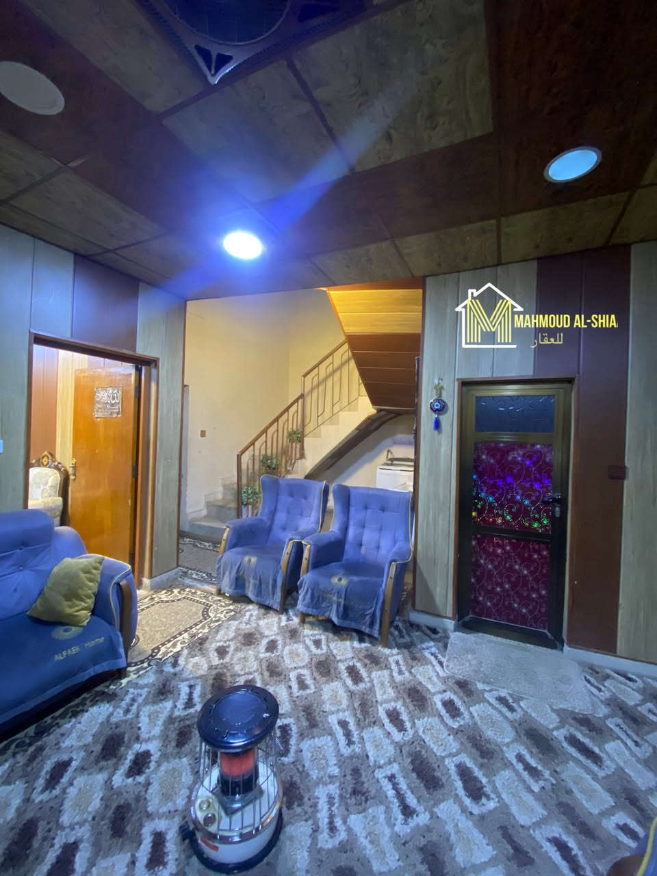 عقار للبيع في حي البورحمان المساحة 243 الواجهة 9 والنزال 27 .

يتكون من غرفتين نوم وصالة واستقبال ومطبخ . مع كراج كبير وحديقة كبيرة 

للاستفسار الاتصال : مكتب المحمود للعقار . 

***********
