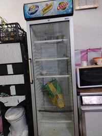 عارضه للبيع سعر 200 رقم الموبايل 07700234063