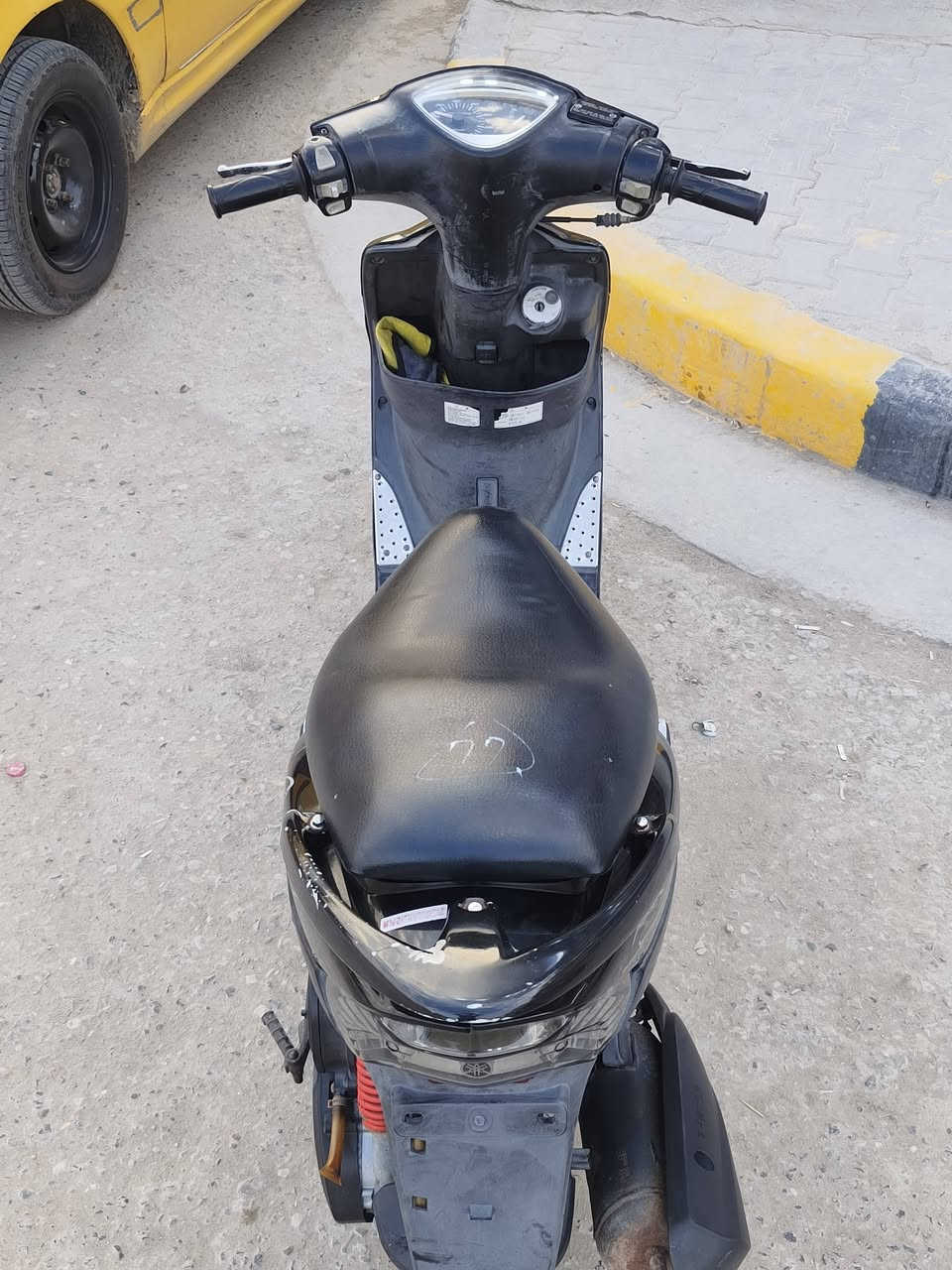 سلام عليكم الدراجه بلاديه كلشي مابيهه مكينه ناعمه الدراجه ما مفتوحه ولا مبوشه بحالت الوكاله كلشي شغال الكهربائيات گلهن شغالات +  صالنصه بلاد  بوشه 49  ا السعر مليون و١٠٠  وبيهه مجال قليل جيب 10 فيتريه وتعال افحص اذا بيهه شي مكاني البصره  قضاء الدير شرط تفحص يلا تاخذ  هاذ رقمي للستفسار  ***********
