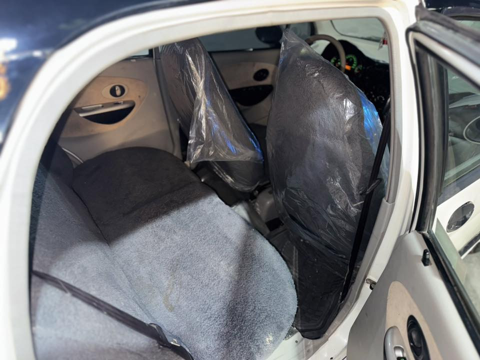 سياره شير كيو موديل  2007  كير عادي سنه وي سعر 16$ ***********
