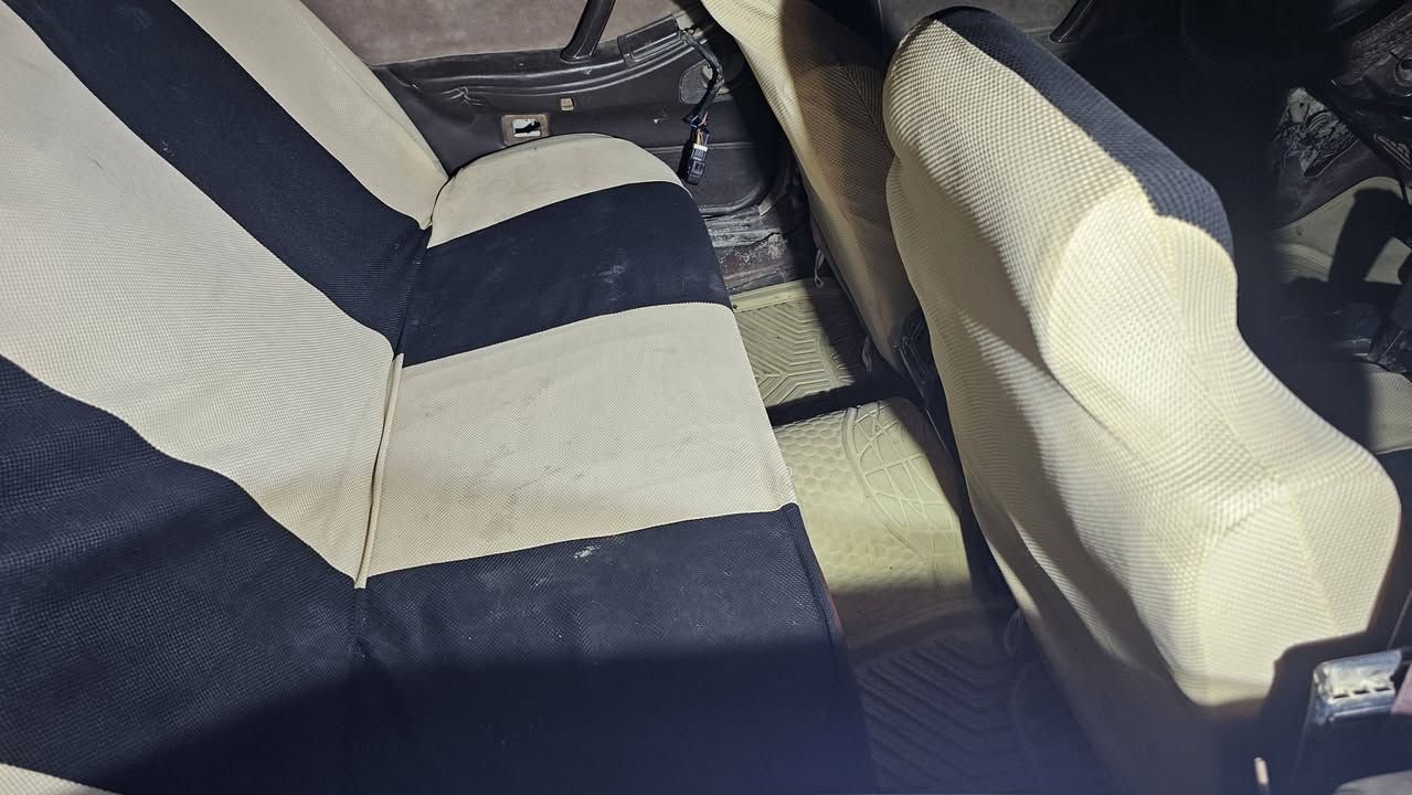 سياره  البيع او مراوس كريسيدا مديل 89 مكينه كير كهربايات شغاله  تخم تاير جازه سياره  سنويه 2028 وين ما يعجبك تطلع مكان سياره  العماره ***********
