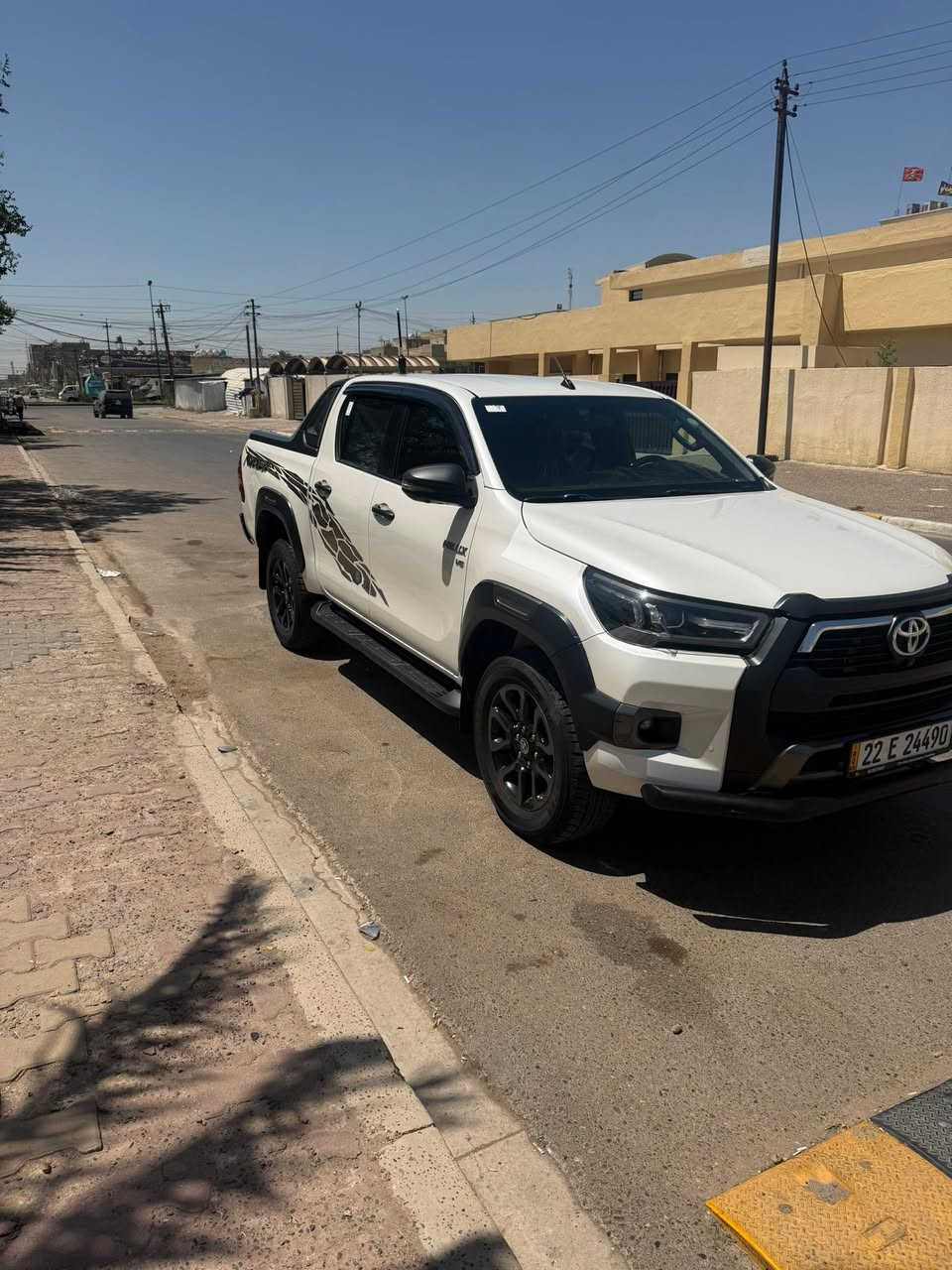 السلام عليكم افنجر موديل 22  رقم اربيل  سيار جديده ماشيه 95تخم تاير.تحويل مباشر السعر 350  مكان السياره بغداد حيور***********
