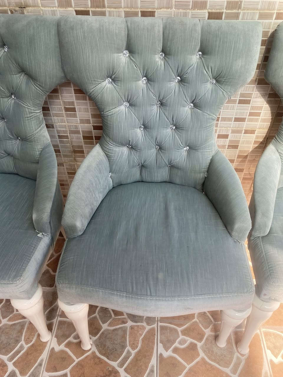 كراسي للبيع فقط السعر ٦٠ وبي مجال
*********** موجود واتساب
