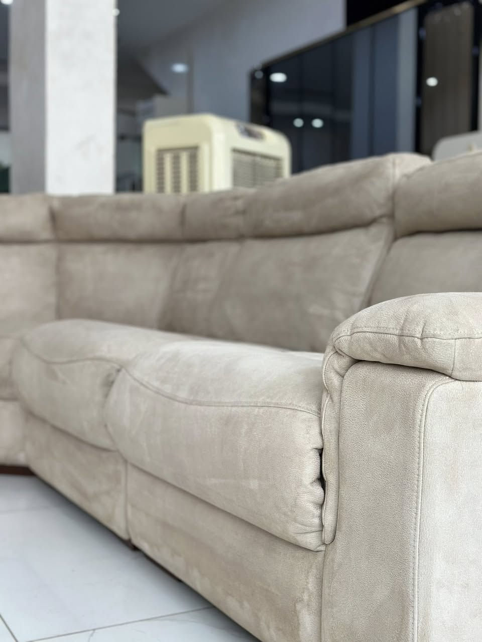 متوفر كورنار امريكي ماركه  7 مقاعد نضافه 95‎%‎  مع كورسي ليزي جير  مال استراحه  قطع متحركه وبي جواكر ثنين  تكدر تتحكم با لقياسات  حسب مكانك الخاص    

العنوان اربيل هفلان شارع المستعمل ( معرض الياقوت) 

وأيضاً نعمل بنضام الشراء جميع انواع الاغراض المنزليه الماركه الاوربي او تركي. فقط  الي بـ حاله جيده  

للتواصل واتس اب :


**إذا كنت صاحب هذا الإعلان وتريد حذفه لأي سبب، رجاءا أرسل رسالة إلى الدعم الفني**