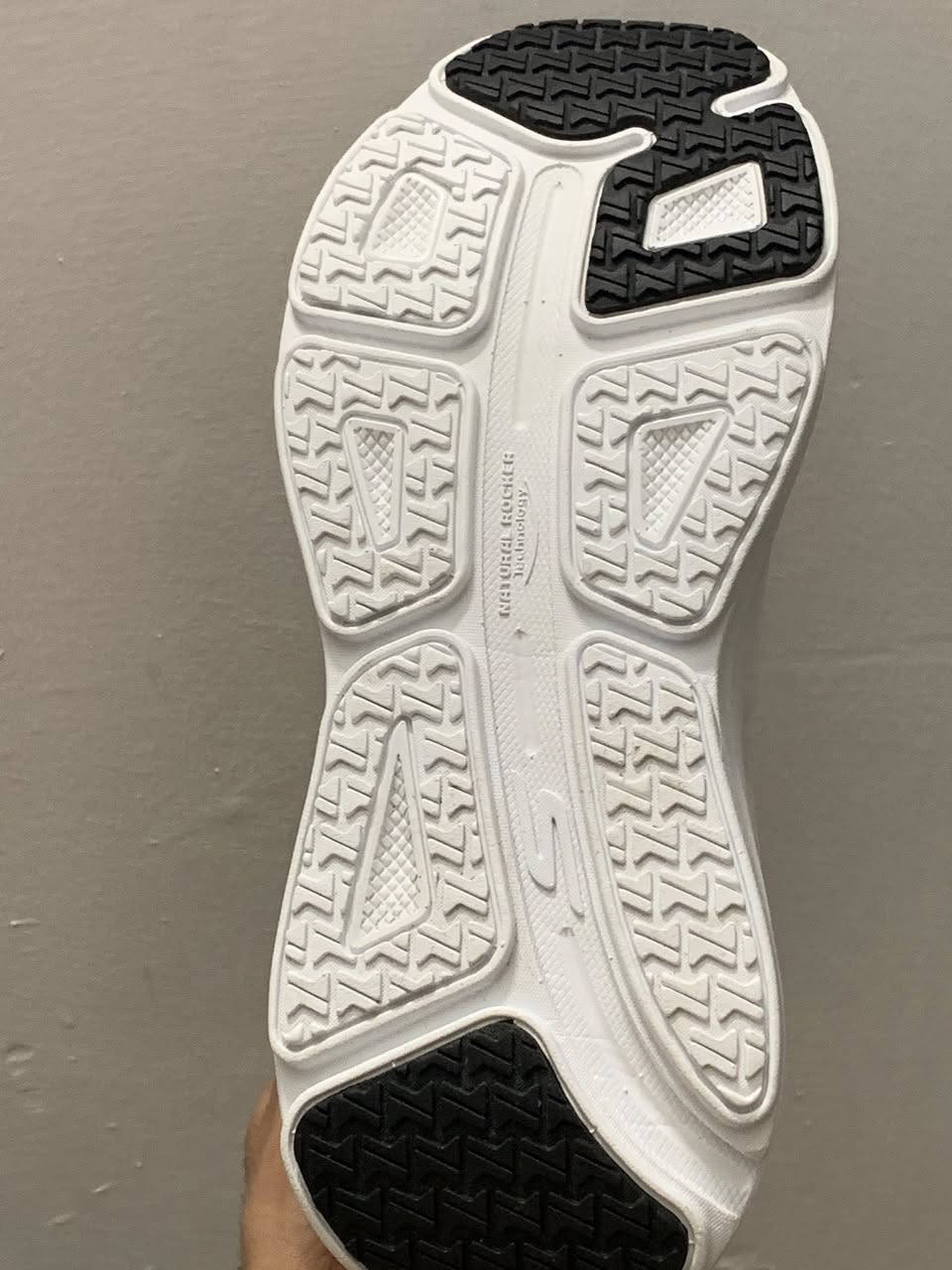 قياس 44 السعر 15 الف مرتب وكوالتي روعة
@إشارة


**إذا كنت صاحب هذا الإعلان وتريد حذفه لأي سبب، رجاءا أرسل رسالة إلى الدعم الفني**