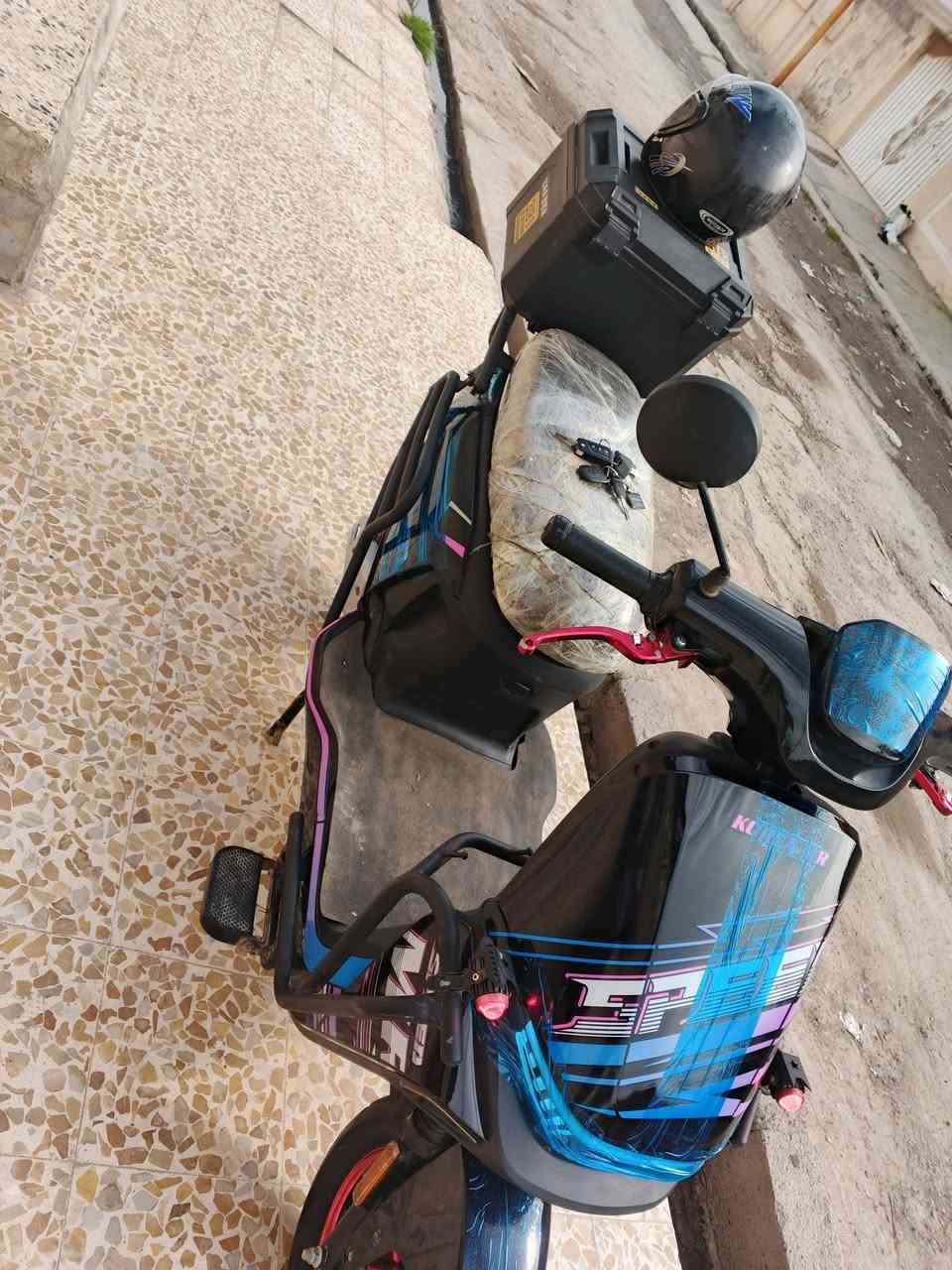 موطور شحن اللبيع 6 بطاريات سرعه 99 فول سرعه شرط كلو شغل شرط كلو على فحص شرط أربع  نمرات فول مواصفات مواصفات معروف السعر 650/بيها مجال رقم موبايل كورك اسياء بي وتساب موصل ايسر اتصل ودالل ملف 2500/موشري رحمه ولديكم لليخبر
***********
***********
