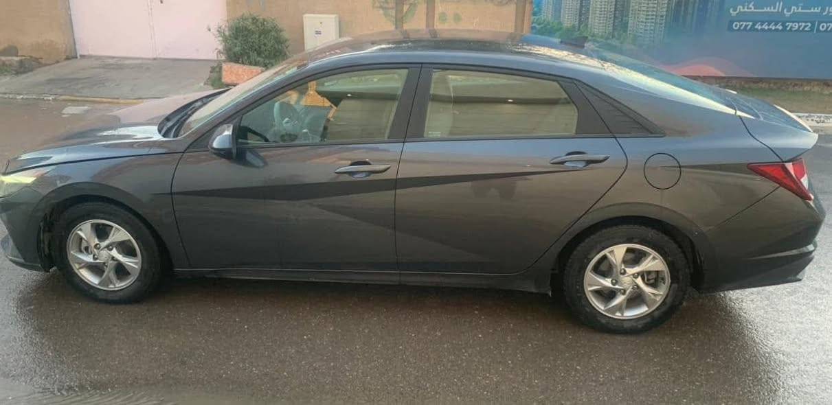 (للبيع)

النترا موديل 2021محرك 2000دوش وارد امريكي ضربة فقط جاملغ خلفي واطراف البنيد رادار  تتبع وتحديد مسار مودات قيادة زينون سيارة نضيفة جدا مال بيت متصرف عليهة اي شي باسمي ثاني يوم تحويل سنوية 2029 السعر (147) وبيهه مجال بسيط حك الجيه السيارة مال بيت وترايهه كولش ناعم ومابيهه مصرف  للاتصال *********** او ***********
