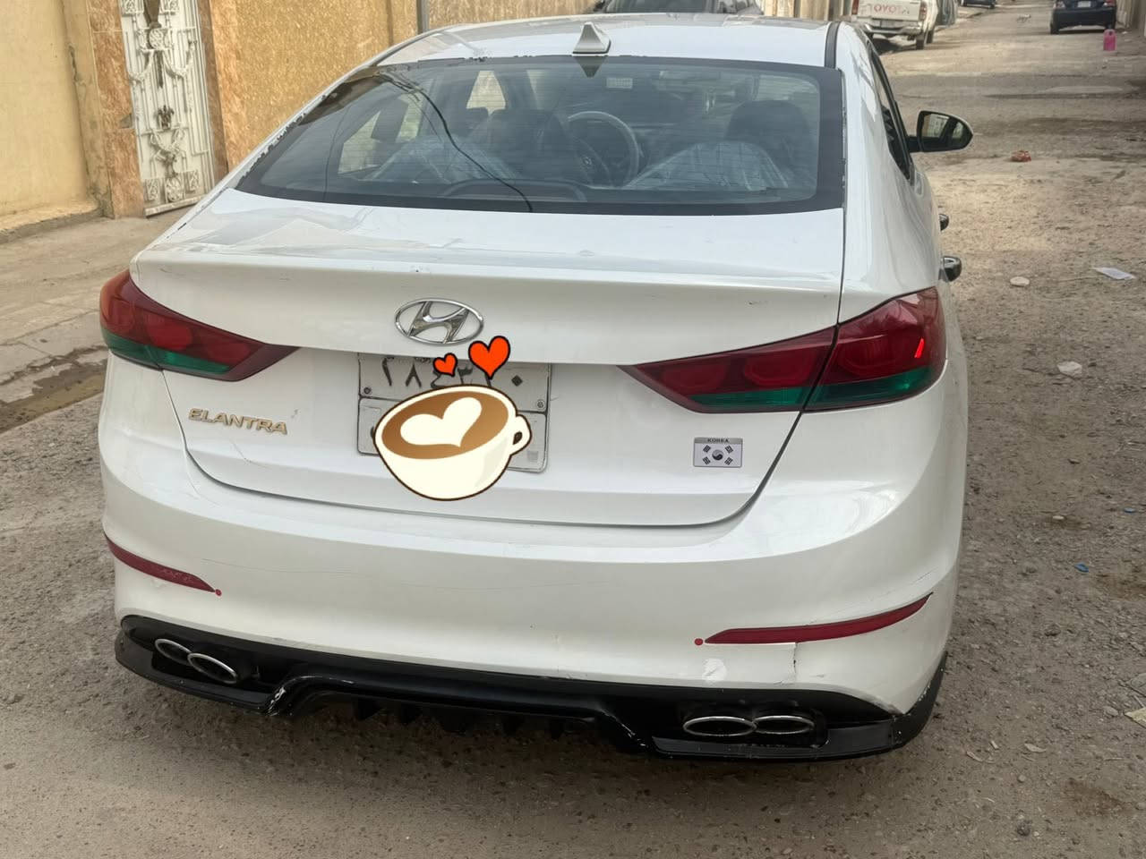 السلام عليكم
النترا مديل مديل 2017 
أمريكي 
السياره بدون حادث. بدون تبديل 
بدون شواصي بدون لغود بدو حوض 
طابه كلين من امريكا  
السياره خير من الله 
ميكنه 2000دوش 
كيرها atبلادي 
صدر امامي خلفي 
تخم تاير. 
تتفئه 
تبريد ثلج ❄️ 
رقم أربيل. 
تحويل أو وكاله 
مكان السياره بغداد.
سعر 115 وبيها مجال ***********
شرط وين ميعجبك تفحص افحص 
صور امريكا مفرقه بلمنشور
